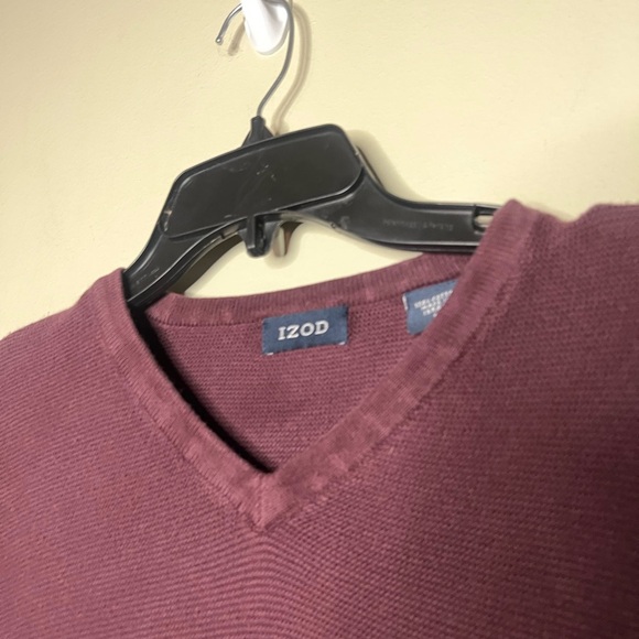 Izod Sweater - Picture 6 of 9